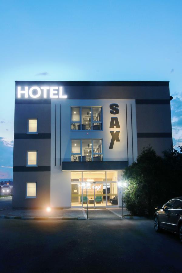 Hotel Sax Gracanica Gracanica  Exteriör bild